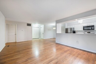 3183WindcrestDrNE-6