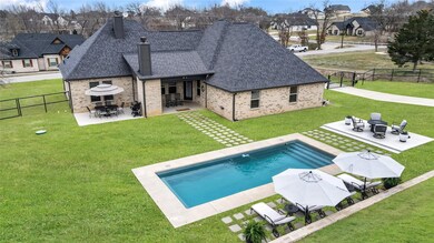 605 Shady Pond Ln, Azle, TX 76020 - photo 3