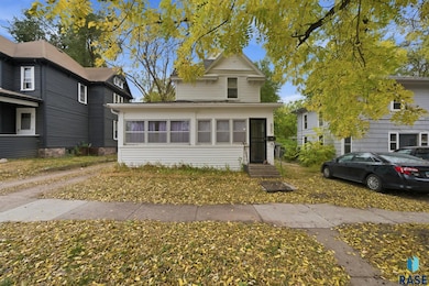 805 W 13th St, Sioux Falls, SD 57104 - photo 3