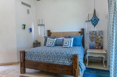 000 Cabo San Lucas Dr, Out of Michigan, FL 32169 - photo 5