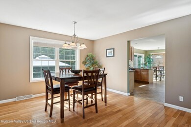 17-web-or-mls-19-edgewood-dr