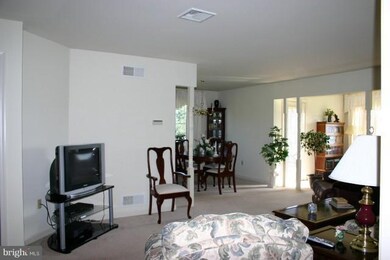 416 Deborah Ct, Chambersburg, PA 17201 - photo 6