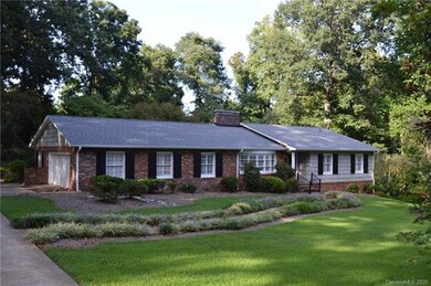 213 Gleneagles Rd E, Statesville, NC 28625 - photo 2