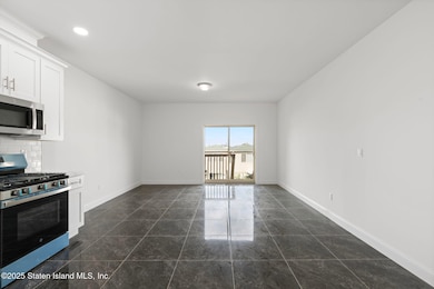 1370 Forest Hill Rd unit 2b, Staten Island, NY 10314 - photo 5