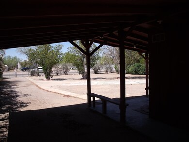 2841 W Quail Rd