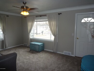 2422 Mapleview Ave, Portage, MI 49024 - photo 2