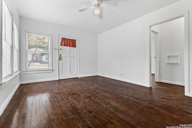 631 W Magnolia - Right Side