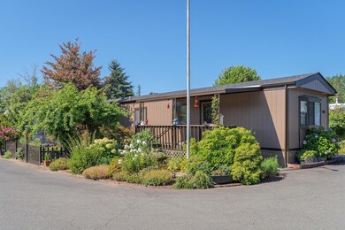 2325 NW Highland Ave unit 6, Grants Pass, OR 97526 - photo 2