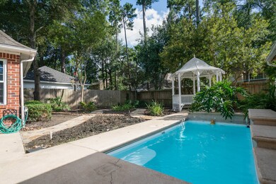 15719 Gettysburg Dr, Tomball, TX 77377 - photo 7