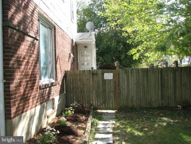 2223 Dartmouth Dr, Alexandria, VA 22307 - photo 7
