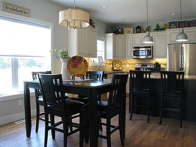 2437 Nuttall Ct unit 24, Holland, MI 49424 - photo 5