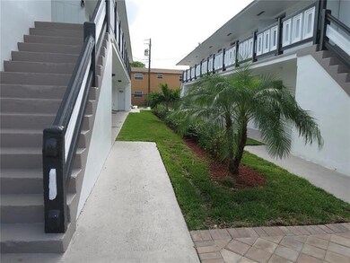 1556 SW 5th Place unit 1, Fort Lauderdale, FL 33312 - photo 5