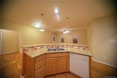 112 Glen Cross Dr, Statesville, NC 28625 - photo 7