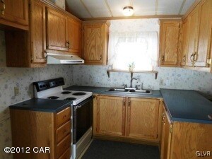 oak kitchen