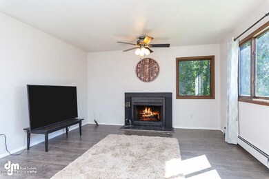 Living Room_KI_13-SMALL