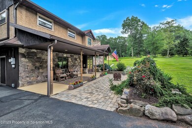 527 Forest Ln, Archbald, PA 18403 - photo 3