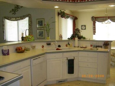 541 S Valley Dr, Nampa, ID 83686 - photo 6