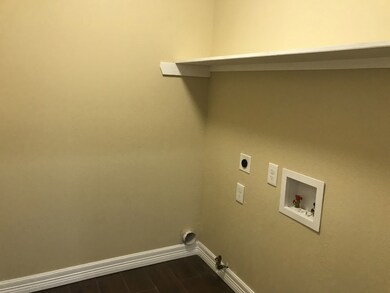 146 Bizerte St, Houston, TX 77022 - photo 5