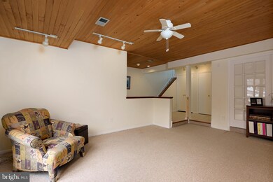 9403 Clocktower Ln, Columbia, MD 21046 - photo 5