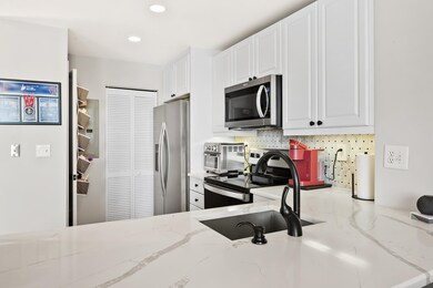 Riva Pointe unit 965, Weehawken, NJ 07086 - photo 4