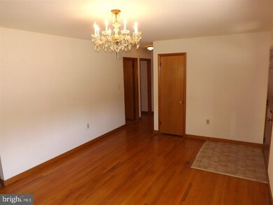 7 Shirley Dr, Middletown, PA 17057 - photo 4