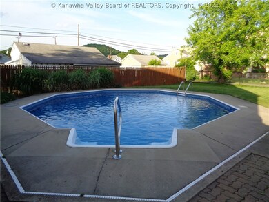 342 22nd St, Dunbar, WV 25064 - photo 4