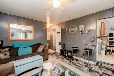 4501 Falls St, Houston, TX 77026 - photo 7