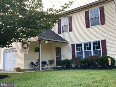 302 Mockingbird Ln, Swedesboro, NJ 08085 - photo 2