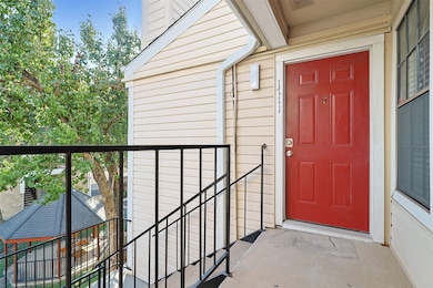 2750 Holly Hall St unit 1711, Houston, TX 77054 - photo 3