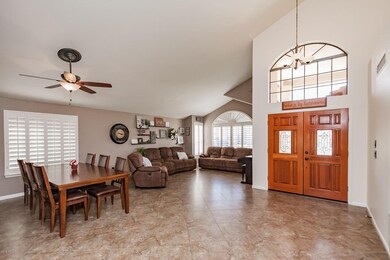 1600 W Honeysuckle Ln AZ-3