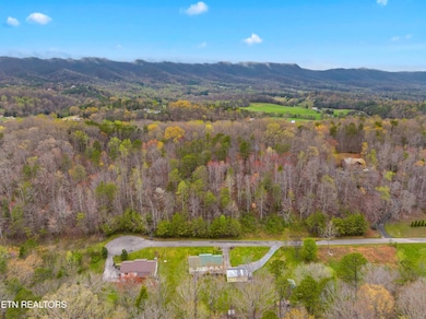 012-EnglishFieldsDrive-Newport-TN-37821-