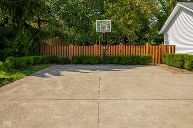 684 S Smith Rd, Bloomington, IN 47401 - photo 4