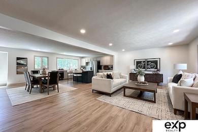 922 N 122nd St, Omaha, NE 68154 - photo 5