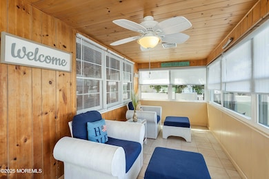 07-Sunroom