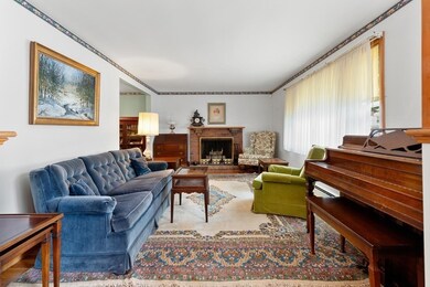 31 Parker St, Saugus, MA 01906 - photo 6