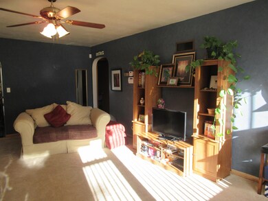 Living Room<|><|>