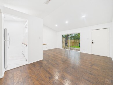 1305 Hollow Creek Dr unit 3, Austin, TX 78704 - photo 2