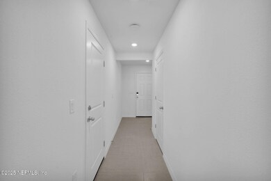 10113 Treasure Oaks Ct, Jacksonville, FL 32221 - photo 5