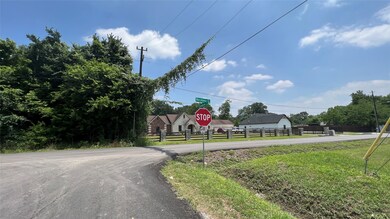 9402 Beckley St, Houston, TX 77088 - photo 4