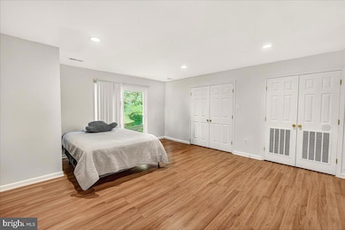 505 Sylvan Ct, Frederick, MD 21703 - photo 2