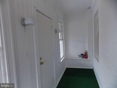 2891 Pelham Ave unit 2, Baltimore, MD 21213 - photo 6