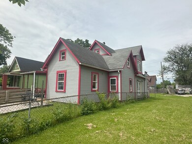 554 N Tacoma Ave, Indianapolis, IN 46201 - photo 3