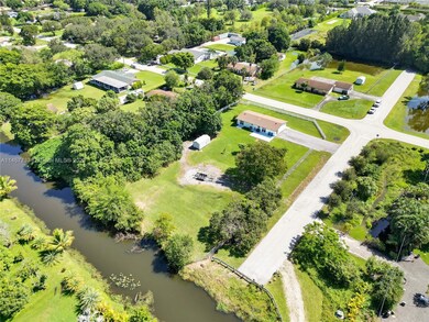 5891 SW 188th Ave, Southwest Ranches, FL 33332 - photo 3