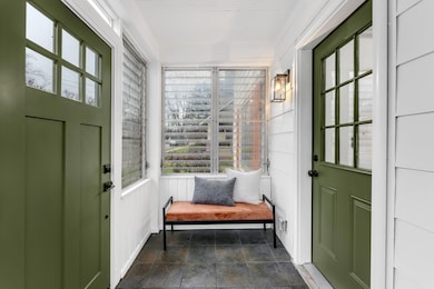 1233 Emerald Ave NE, Grand Rapids, MI 49505 - photo 5