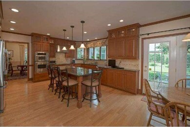 320 Lynne Ave, Reading, PA 19610 - photo 4