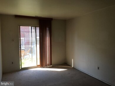 8025 Moro St, Philadelphia, PA 19136 - photo 5