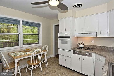 3523 Devon Dr, Falls Church, VA 22042 - photo 6