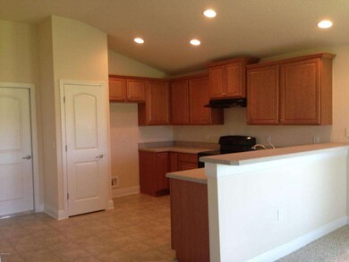 sample photo kitchen+pantry