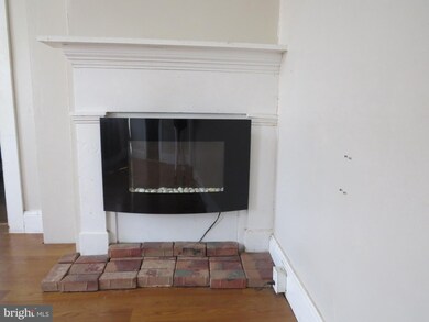 323 S Queen St, Littlestown, PA 17340 - photo 6