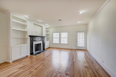 1633 W Main St, Houston, TX 77006 - photo 6